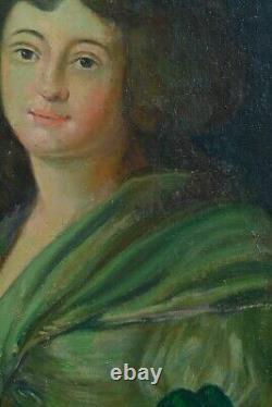 Ancien tableau huile portrait jeune femme de qualité 18ème cadre ovale bois Or