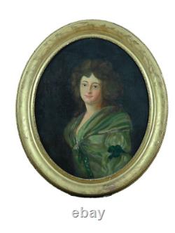 Ancien tableau huile portrait jeune femme de qualité 18ème cadre ovale bois Or