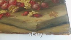 Ancien tableau huile sur toile nature morte panier de fruits et fleurs signé