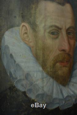 Beau tableau Ancien Portrait d'homme a la Fraise ec. Hollandaise 16e sv Pourbus