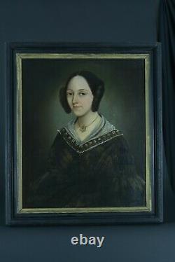 Beau tableau ancien portrait de jeune femme costume sautoir 19 ème hst 1850